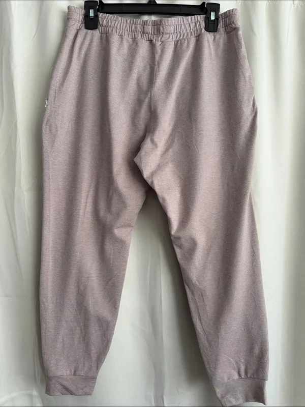 Vuori Women's Performance Joggers in Umber Heather Mauve Pink 25” Large - Image 3