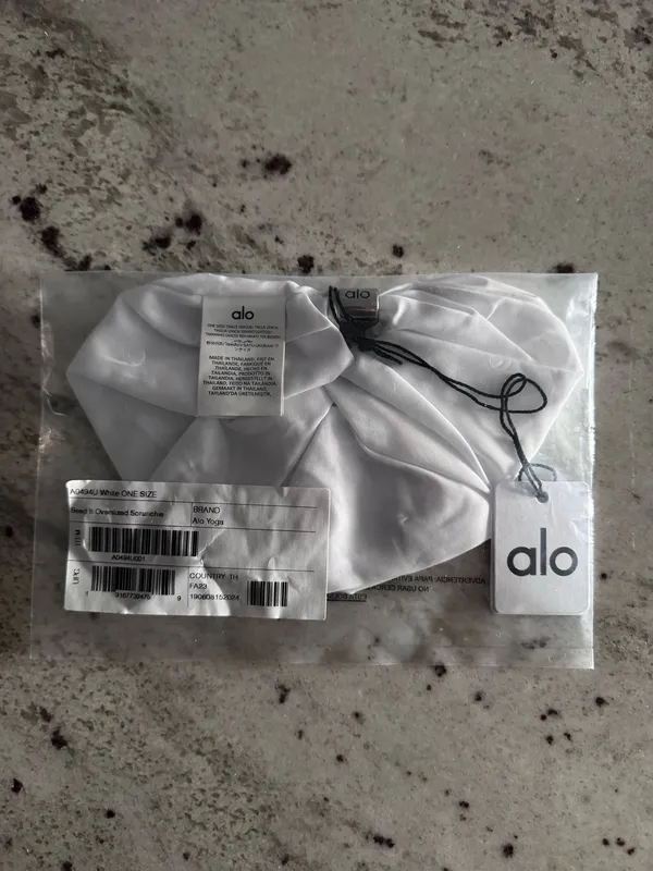 NWT Alo Bead It Scrunchie White - Image 2