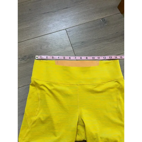 Outdoor Voices TechSweat Bike Short in Yellow women’s size XL core shorts - Image 4