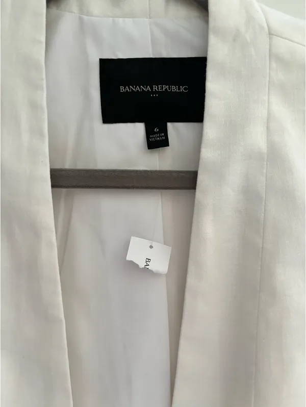 Banana Republic Blazer Women’s - Image 2