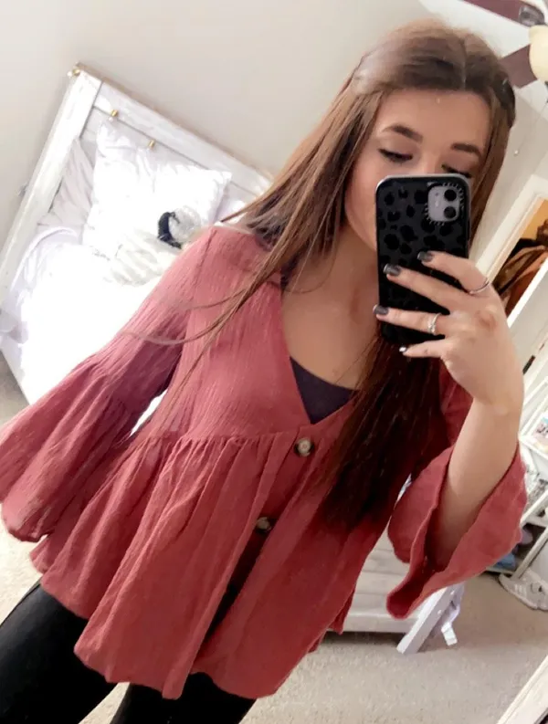 button ruffle top - Image 2