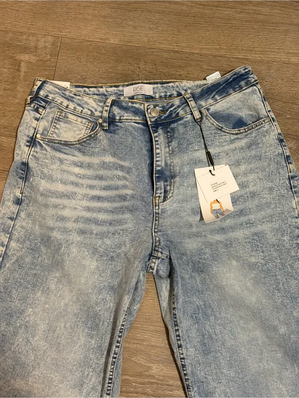 NWT Rise Apparel Co Wide Leg Acid Wash Jeans - Image 3