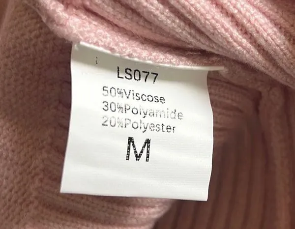 Baby pink zip up sweater Size M - Image 7