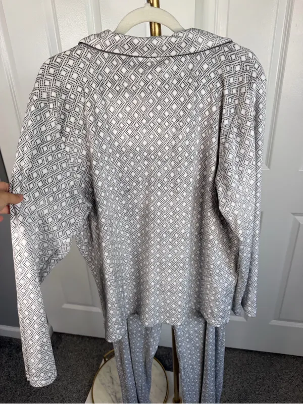 Nicole Miller New York XXL Ultra Soft Geometric Pajama Set NWOT - Image 9
