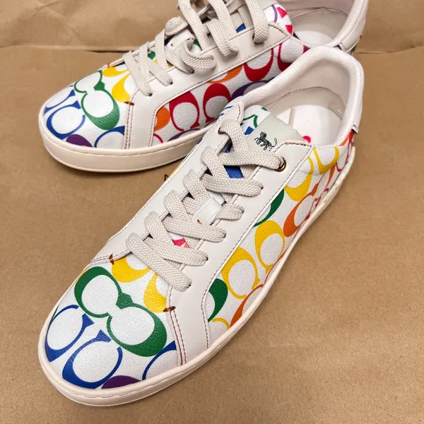 coach Clip Low Top Sneaker In Rainbow Signature Canvas CI898 FOR MEN - Image 7