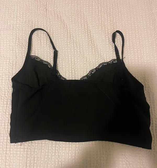 Princess Polly Old School Love Lace Crop Top Black - Image 3