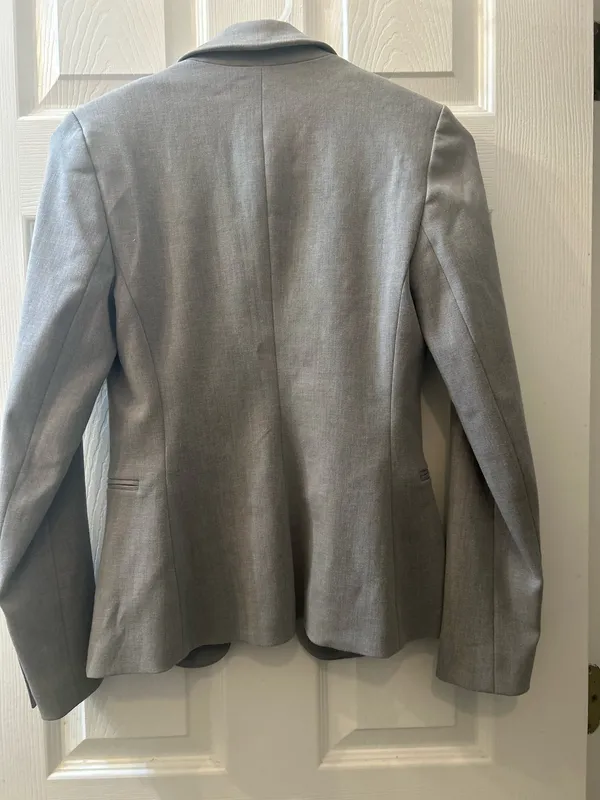 Express Suit with Skirt  - Image 2