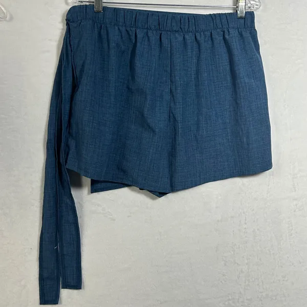 Shein Curve Blue Textured Wrap Skort Plus Size‎ 1XL High Waist Side Tie Shorts - Image 2