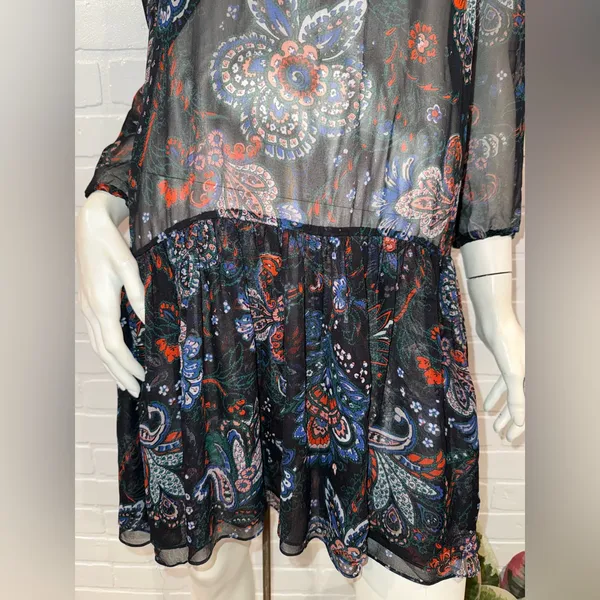 Veronica Beard Sheer Outer Layer Black and Red Floral Dress - Image 4