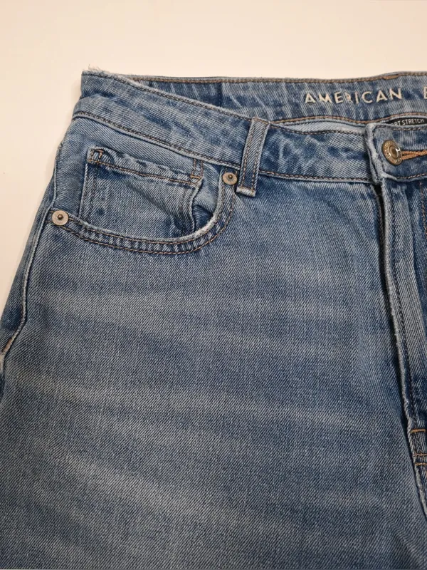 American Eagle Women's 8 Busted Knee Mom Jean - Image 6