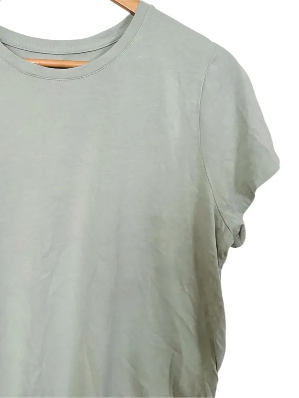 💥 Old Navy Crewneck Pale Glass Cropped Top - Image 2
