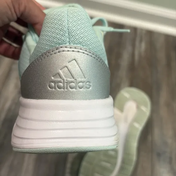 Adidas cloud foam running shoes- mint green size 10 - Image 8