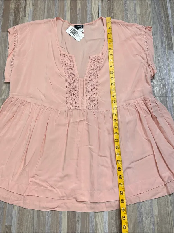 torrid Blush Pink Crochet-Trim Babydoll Blouse Women’s Size 1 (plus size 1x) - Image 2