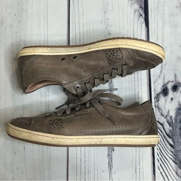 Taos Feedom Shoes Sneakers Womens 7.5 Brown‎ Studded Leather Walking Fre-12810 - Image 5