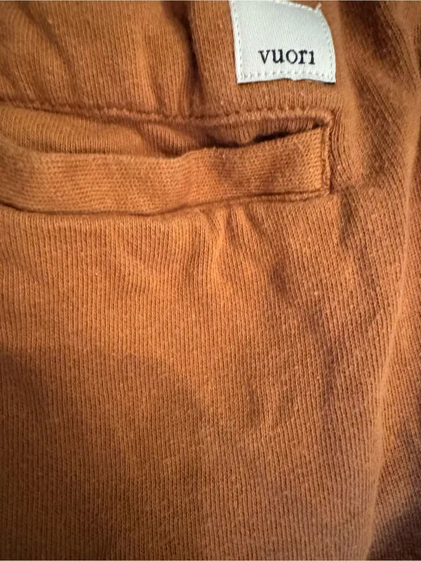 Vuori Sunnyside Fleece Shorts Medium Cinnamon Brown EUC Drawstring - Image 6