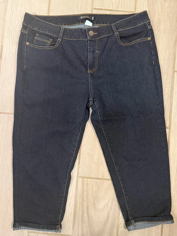 Plus Size Cropped Bermuda Shorts in Dark Indigo Blue - Image 2