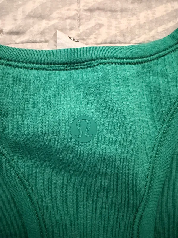 Lululemon EEB To Street Cropped Tank - Image 4