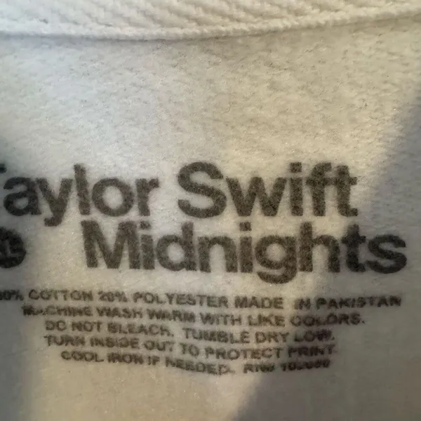 Taylor Swift Midnight Eras Tour Graphic Sweatshirt Size XL White - Image 5