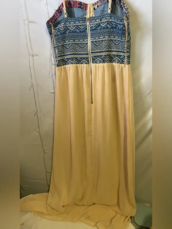Bohemian Strapless Maxi Dress in Navy & Cream - Image 5