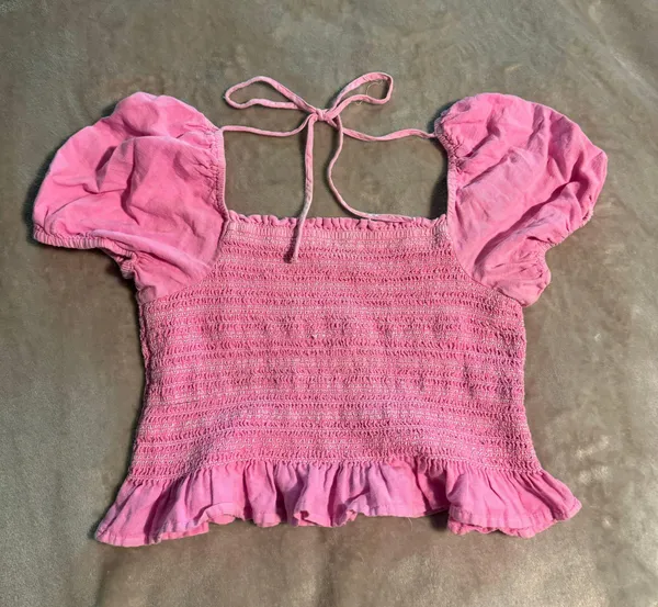 American Eagle Pink Puff Sleeve Crop Top - Image 2