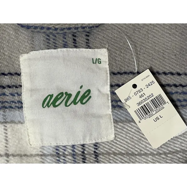 NWT Aerie Plaid Shacket Jacket Cream Blue Gray‎ Large Oversized Cozy Heavyweight - Image 5