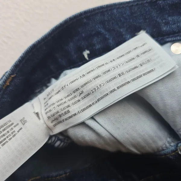 Abercrombie & Fitch‎ The 90s Straight Ultra High Rise Dark Wash Jeans Size 27/4R - Image 4