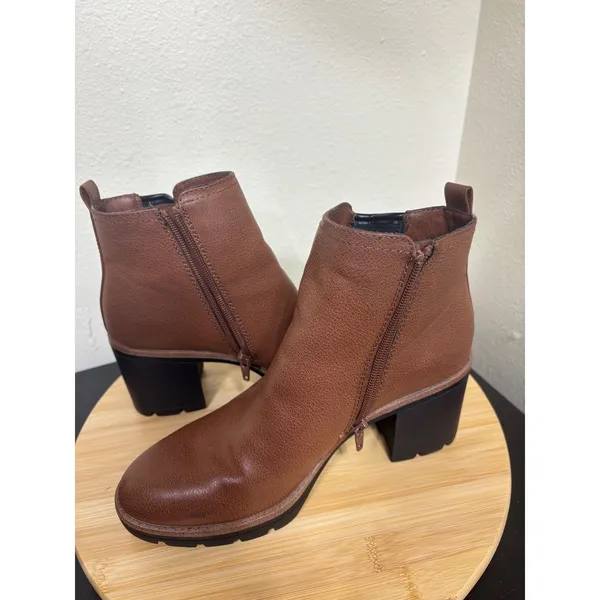 Naturalizer Ankle Boots 8.5M Madalynn Gore Brown Cognac Faux Leather Lug Sole‎ - Image 6