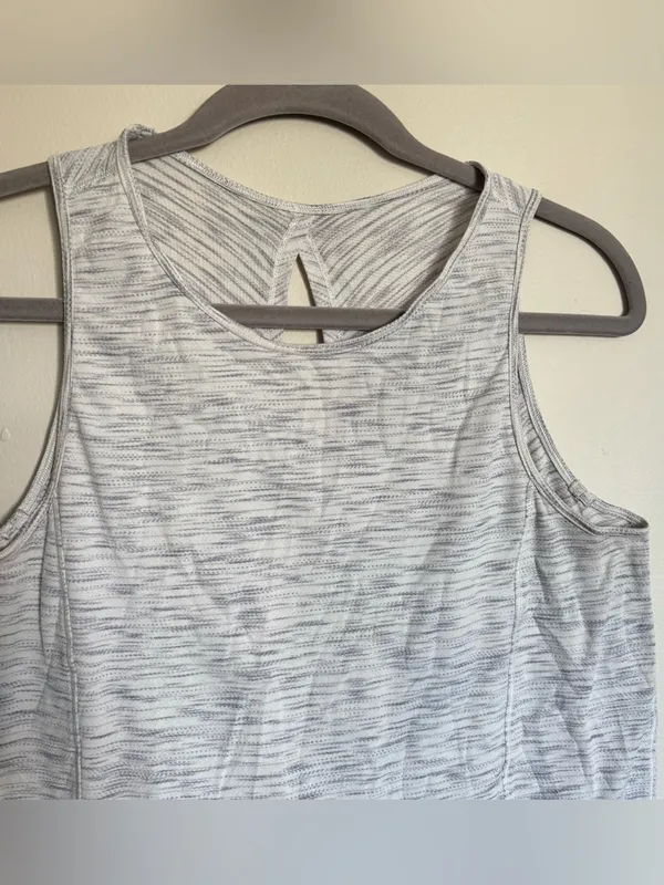 Lululemon Low Key Tank in Tiger Space Dye Gray White Open Back Size M / L - Image 5