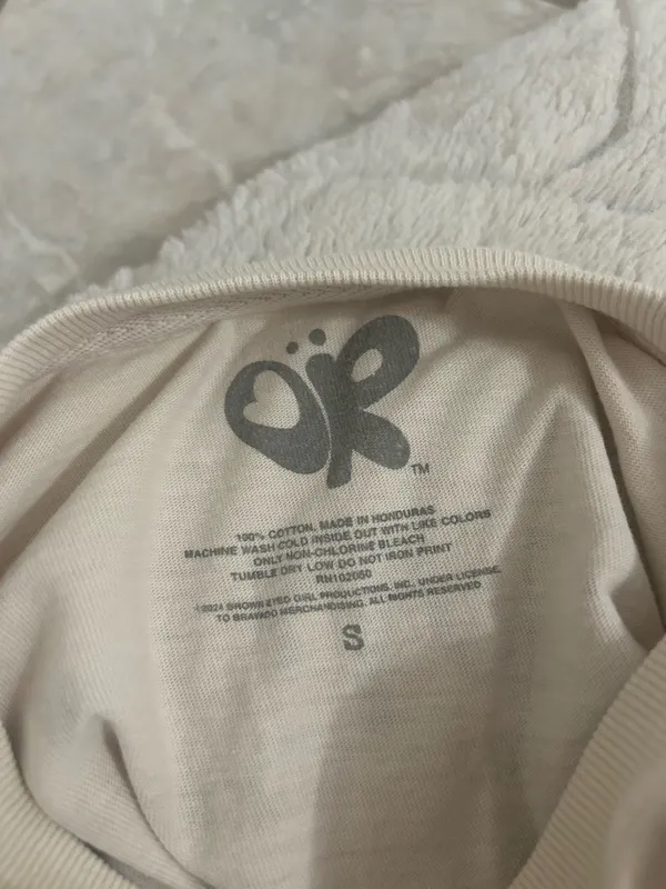 olivia rodrigo guts tour white shirt - Image 2