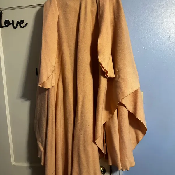 Women's Peach color vintage wool cape - Image 2