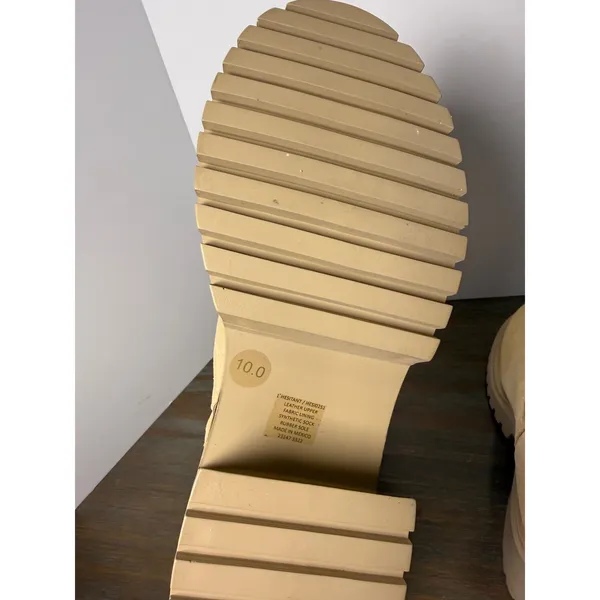 Steve Madden Hesitant Chelsea Lug Boots Sand Suede Platform Size‎ 10 NWT - Image 8