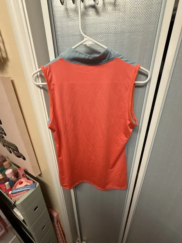 Court Haley Women's Size Small Sleeveless 1/4 Zip Golf Polo Top Blue and Coral - Image 4