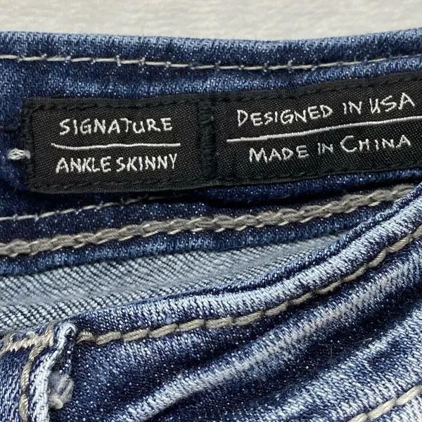 Miss Me Jeans‎ Women's Size 26 signature ankle skinny Denim Embellished Pockets - Image 9