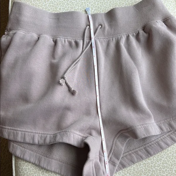 NWOT Nike Women's Loose Fit Mauve Sweatshorts size XL - Image 7