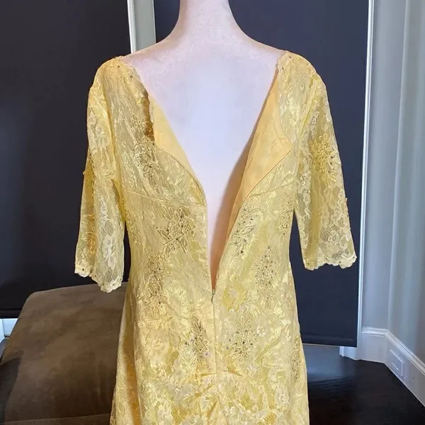 Women’s Yellow Lace Full Length Dress Mother of the Bride Small Train Zip Size L - Image 7