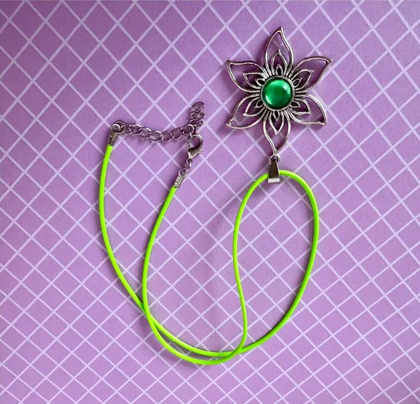 Green Flower Necklace - Image 2