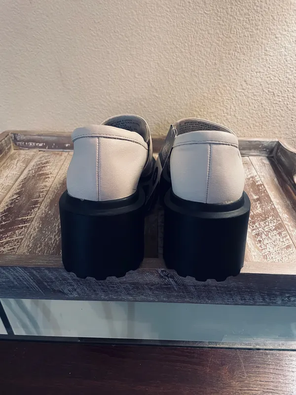 NWT! Wild Fable Women’s Slip-On Loafer Platform Leather Memory Foam Insole Sz 6 - Image 4
