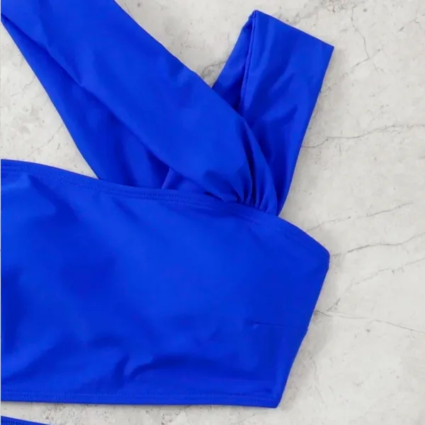 Amazon Cut out One Pice Royal Blue bathing Suit New size Xl . Beautiful color - Image 5