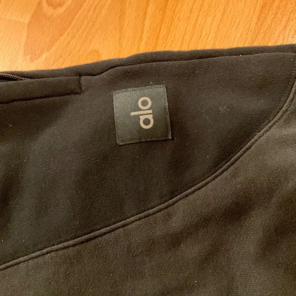 Alo Yoga Make Waves Sweatpant Vintage Black Tonal S - Image 6