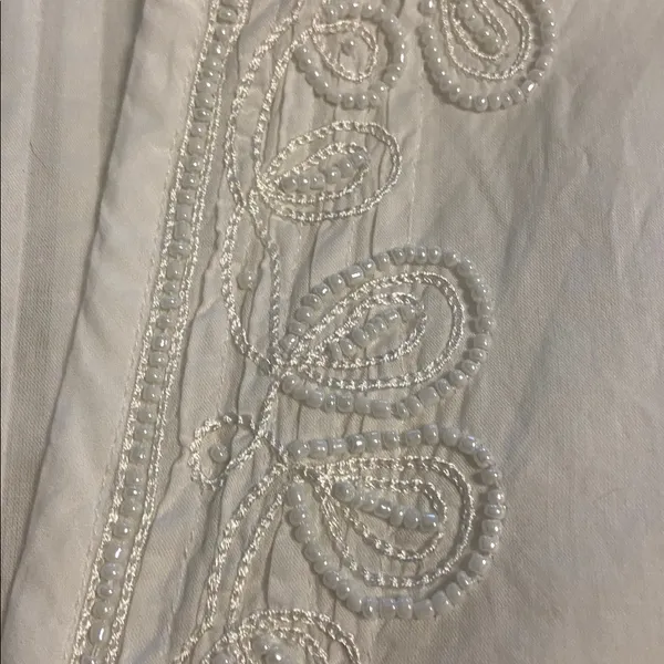 Lilly Pulitzer White Embroidered Tunic size L BNWOT length 31” bust 40” - Image 8