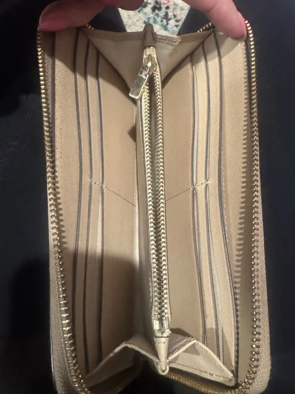 Tory Burch Two-Tone Leather Zip Wallet in Beige - Image 7