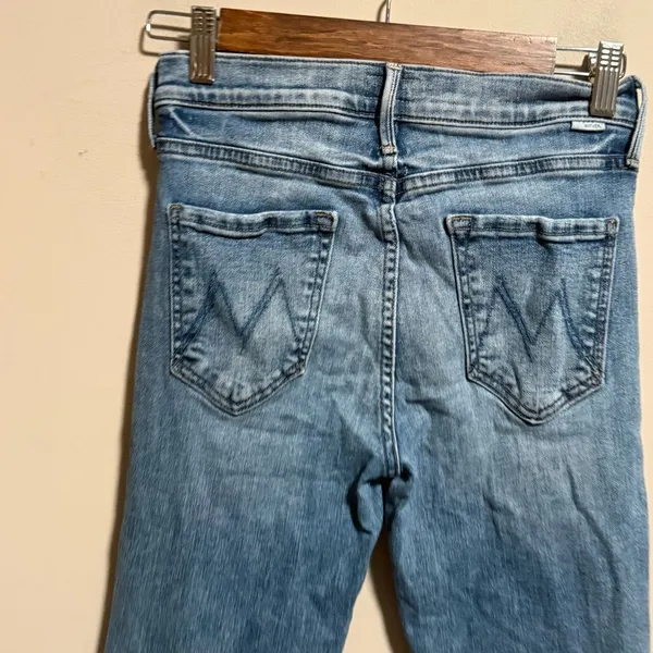Mother Denim The Rascal Ankle Fray Bonfire Lighning Light Wash Jeans- Size 27 - Image 5