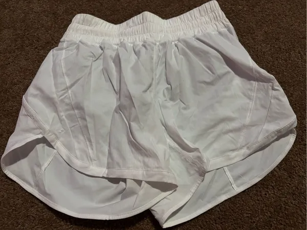 Never worn - lululemon athletic white hotty hots - Image 2