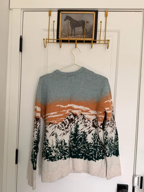 Old Navy Mountain Landscape Intarsia Crew-Neck Cozy Knit Sweater - Image 2