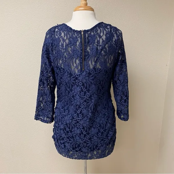Navy Blue Lace Ruched 3/4 Sleeve Blouse Top Women’s Medium - Image 3