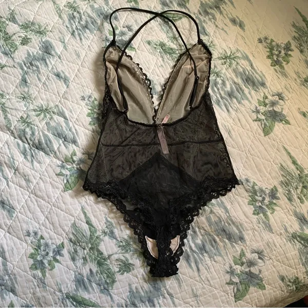 Victoria’s Secret Black Lace Teddy Cross Back Deep V S - Image 5