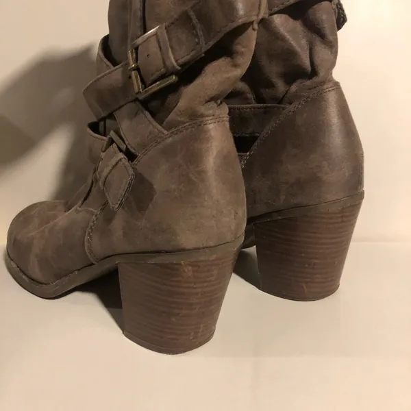 Slouch Boots Tan Size 10 - Image 3