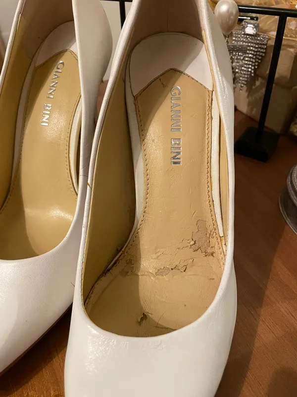Gianni Bini White Pumps - Image 4