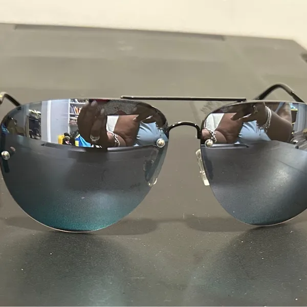 Quay Australia Black and Blue Sunglasses - Image 2