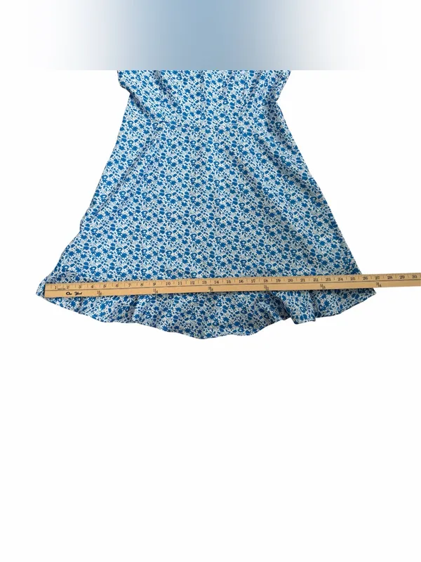 Hyacinth house Blue Floral Tie-Sleeve Dress - Tuckernuck - Image 9